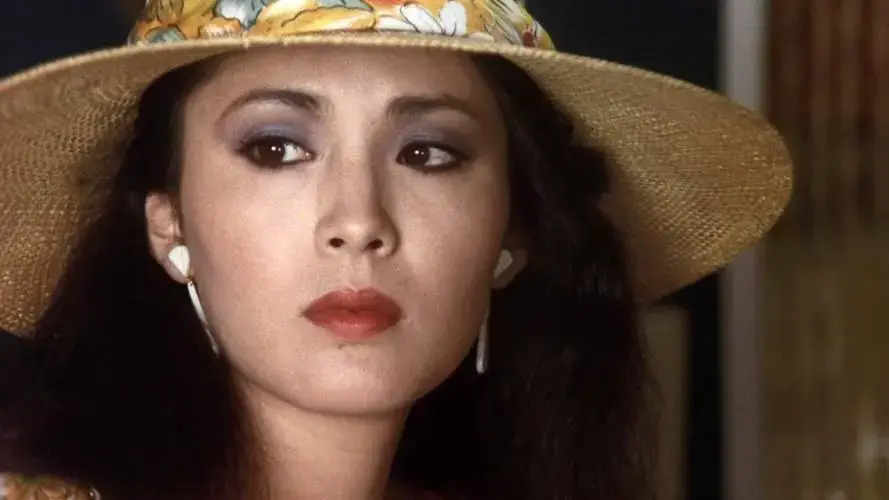 《黑皮肤上哭泣的女人》相关资源图片