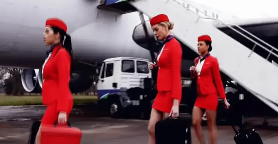 法国空姐2018多塞尔航空完整版在线观看-法版满天星电影资源720P免费获取-机舱场景电影全集播放-法国空姐高清中字资源