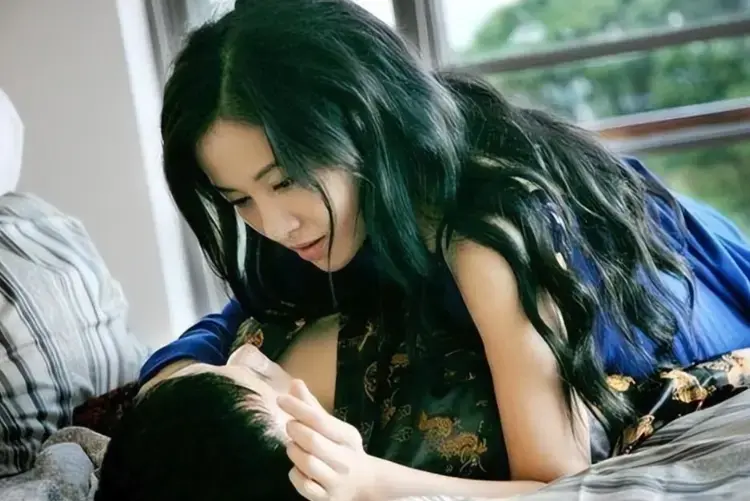 《嫂嫂情事》未删减版在线播放