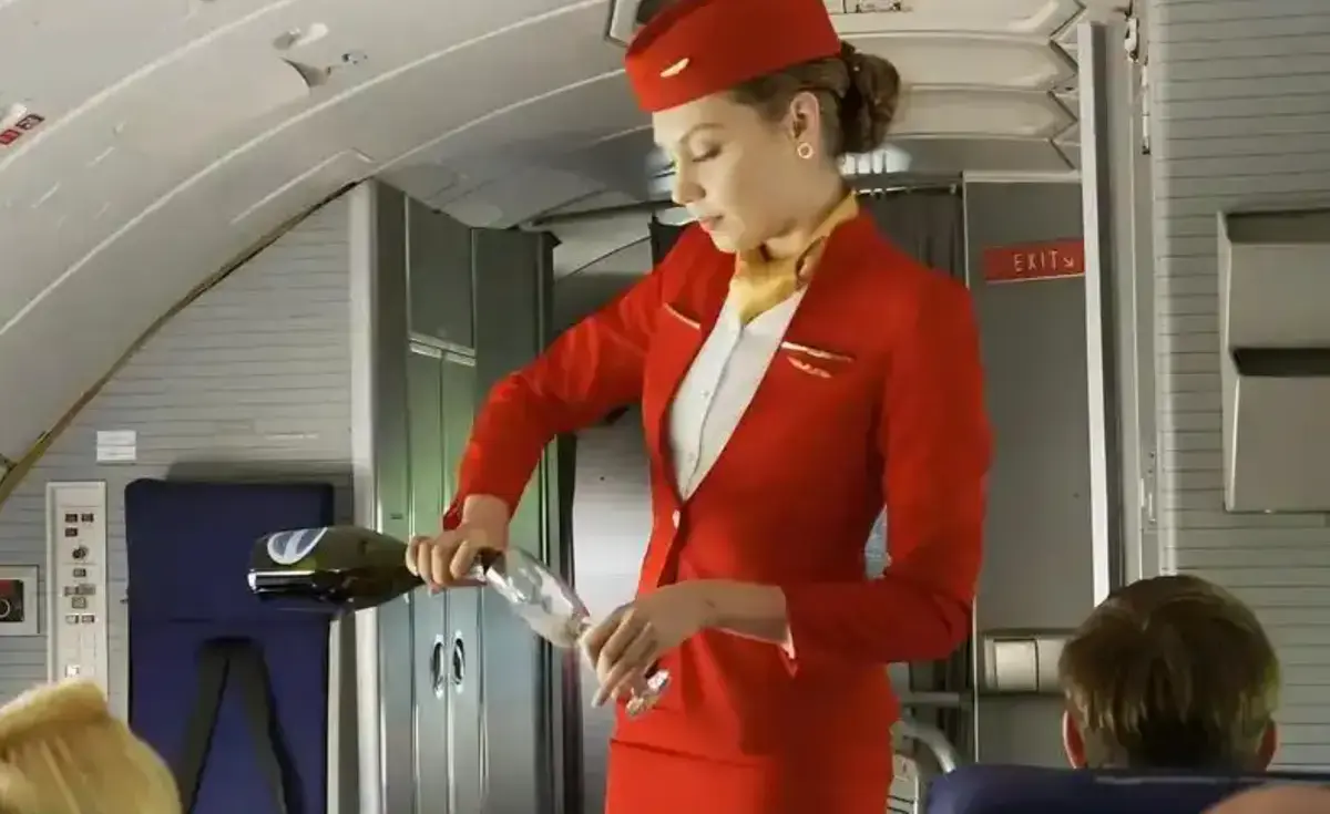 《法国空乘4》未删减高清完整版在线观看-法国电影法国空乘4免费无广告播放1080P全集-蓝光中字超清资源抢先看-策驰影院